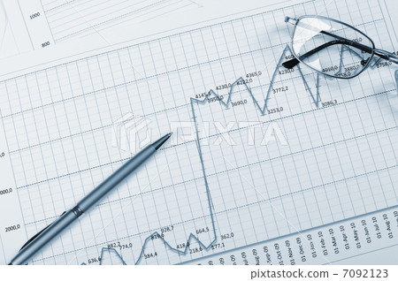 charts and graphs of sales 7092123