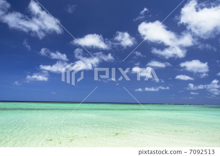 Sea and sky of Guam 7092513