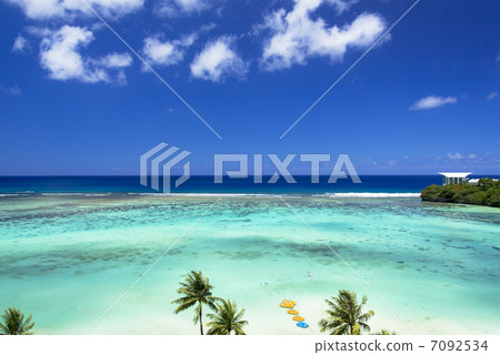 Sea and sky of Guam 7092534