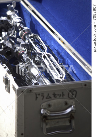 Taiko stand and storage case 7092907