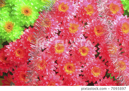 Artificial flower garland of newly opened store 7093897