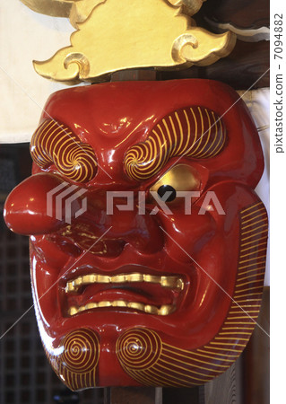 The face of the red tengu The face of the red tengu 7094882