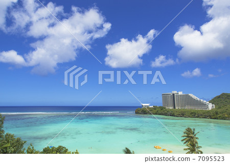 Tumon Beach on Guam 7095523