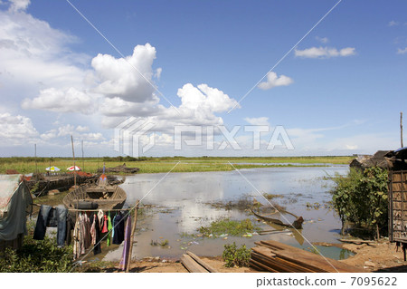 洞里薩湖 7095622