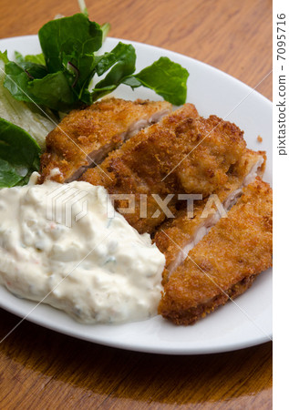 Chicken cutlets with tartar sauce Chicken cutlets with tartar sauce 7095716