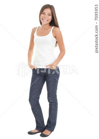 Casual woman standing Casual woman standing 7095953