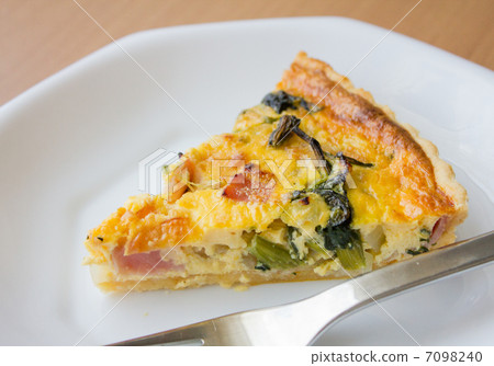 Quiche (cut size) Quiche (cut size) 7098240