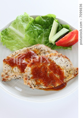 sauteed pork 7099836