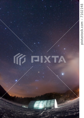 Ice chapel and winter diamond Ice chapel and winter diamond 7102148