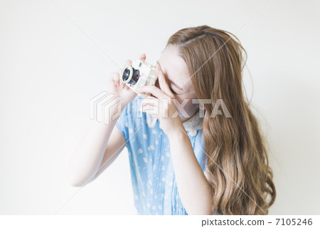 young woman      7105246