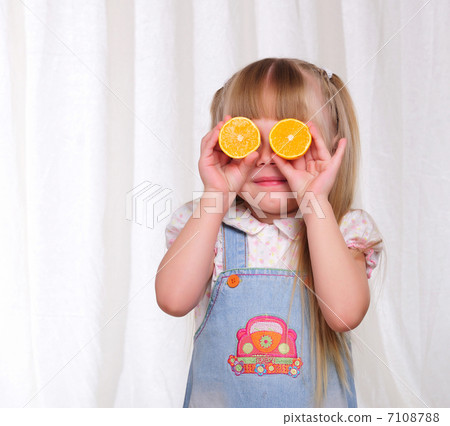 Portrait of a little girl Portrait of a little girl 7108788