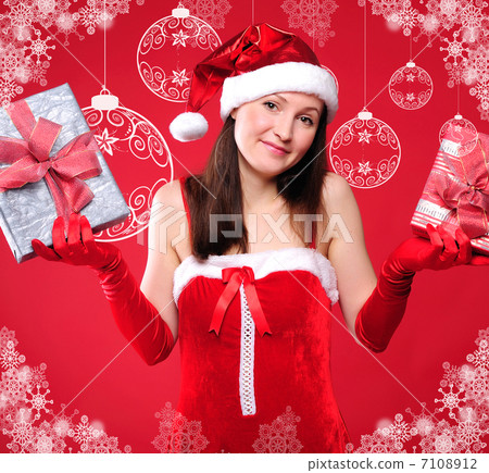 Portrait of a young girl 7108912