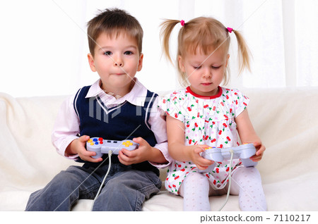 Little brother and sister Little brother and sister 7110217