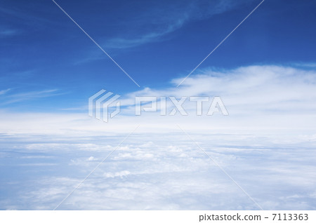 Above the clouds 7113363