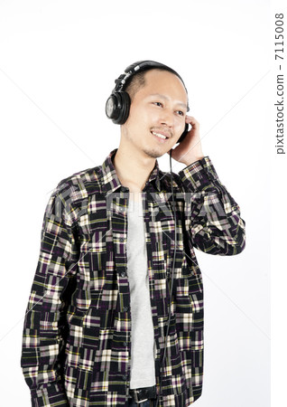 男人聽音樂 7115008