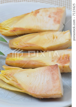Baked bamboo shoots 7115825