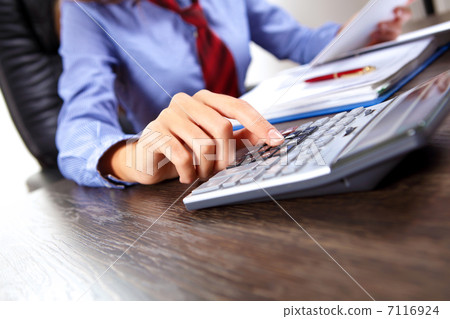 Business woman at office Business woman at office 7116924