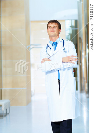 friendly male doctor friendly male doctor 7118137