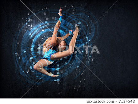 Young woman in gymnast suit posing 7124548