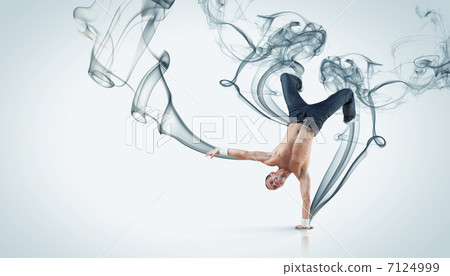 Modern style dancer posing Modern style dancer posing 7124999