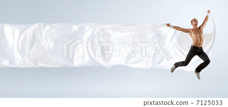 Modern style dancer posing 7125033