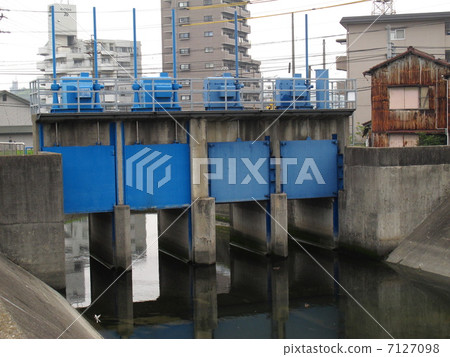 Sluice gate Sluice gate 7127098