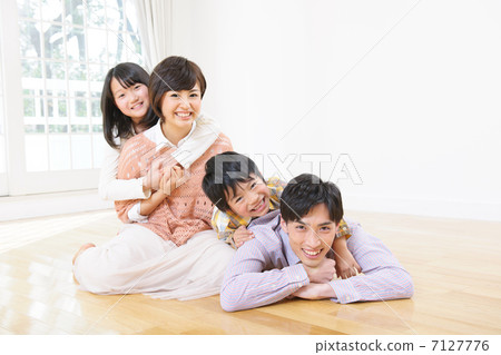 A family A family 7127776
