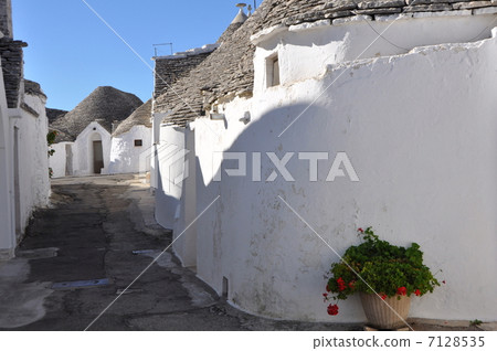 阿爾貝羅貝洛 7128535