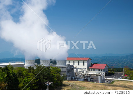 Large fog geothermal power station 7128915