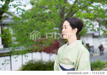 和服女（高級） 7131329