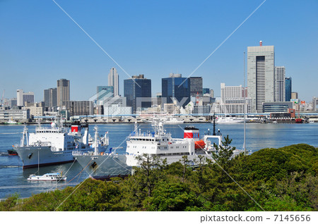 Ship in Tokyo Bay Ship in Tokyo Bay 7145656