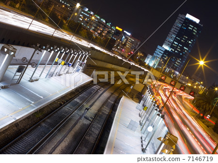 Tel Aviv at night 7146719