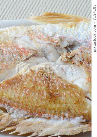 鹽烤海鯛 鹽烤海鯛 7154195