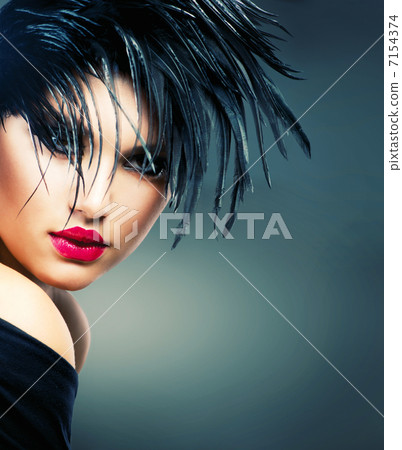 Fashion Art Portrait Of Beautiful Girl. Vogue Style Woman 7154374