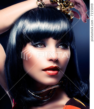 Fashion Beauty Model Portrait. Beautiful Brunette Girl 7155049