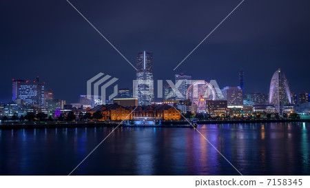Yokohama night view 1 7158345