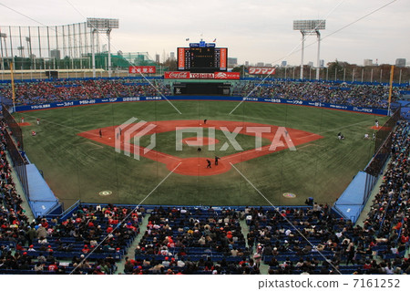 神宮體育場（日間遊戲） 7161252