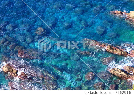 The blue sea of Amakusa The blue sea of Amakusa 7162916