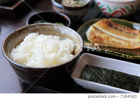 Delicious food and side dishes Delicious food and side dishes 7164583