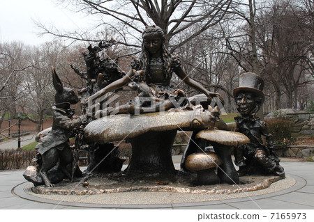 愛麗絲夢遊仙境 7165973