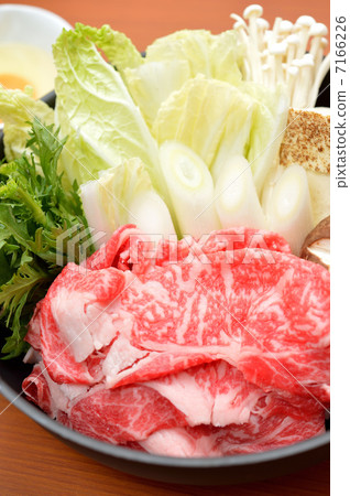 Sukiyaki. Sukiyaki. 7166226