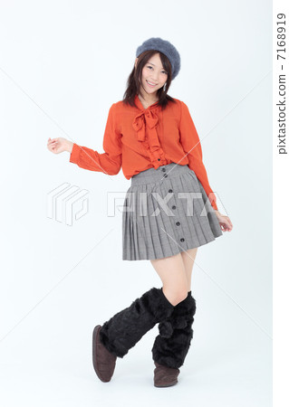 Young lady fashion 7168919