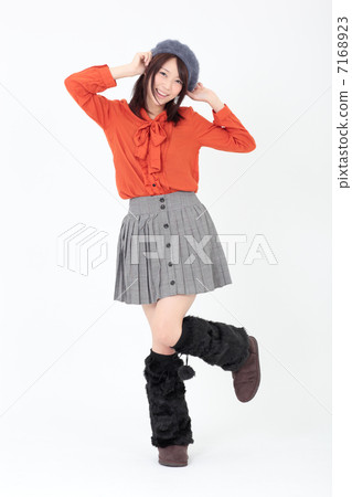 年輕的女士時尚 7168923