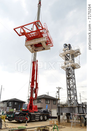 Crane assembly 7170264