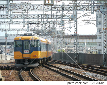 Kintetsu Minami Osaka Line 16000系列16007 fF貨運列車 7170684