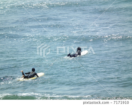 Shuriigahama Surfing 7171910