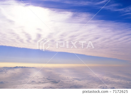 條紋的雲 7172625