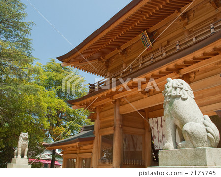 The gate of Omiyasumi Shrine The gate of Omiyasumi Shrine 7175745
