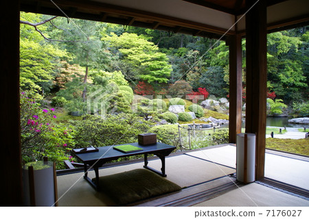 View from Koensoin Temple of Imperial Palace 7176027