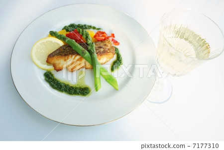 紅鯛魚的Poire 紅鯛魚的Poire 7177310